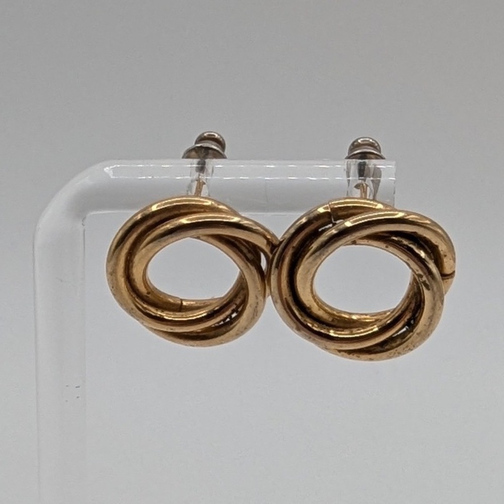 Vintage Gold Tone Love Knot Stud Earrings Interlocking Triple Ring Round Studs